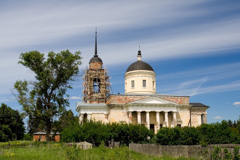 Церковь в с. Дудино Калининского района. Архитектор И.Ф. Львов